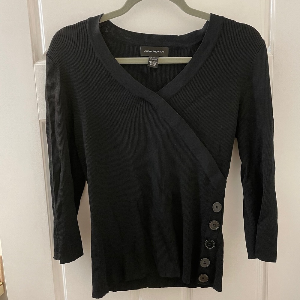 Black v neck top